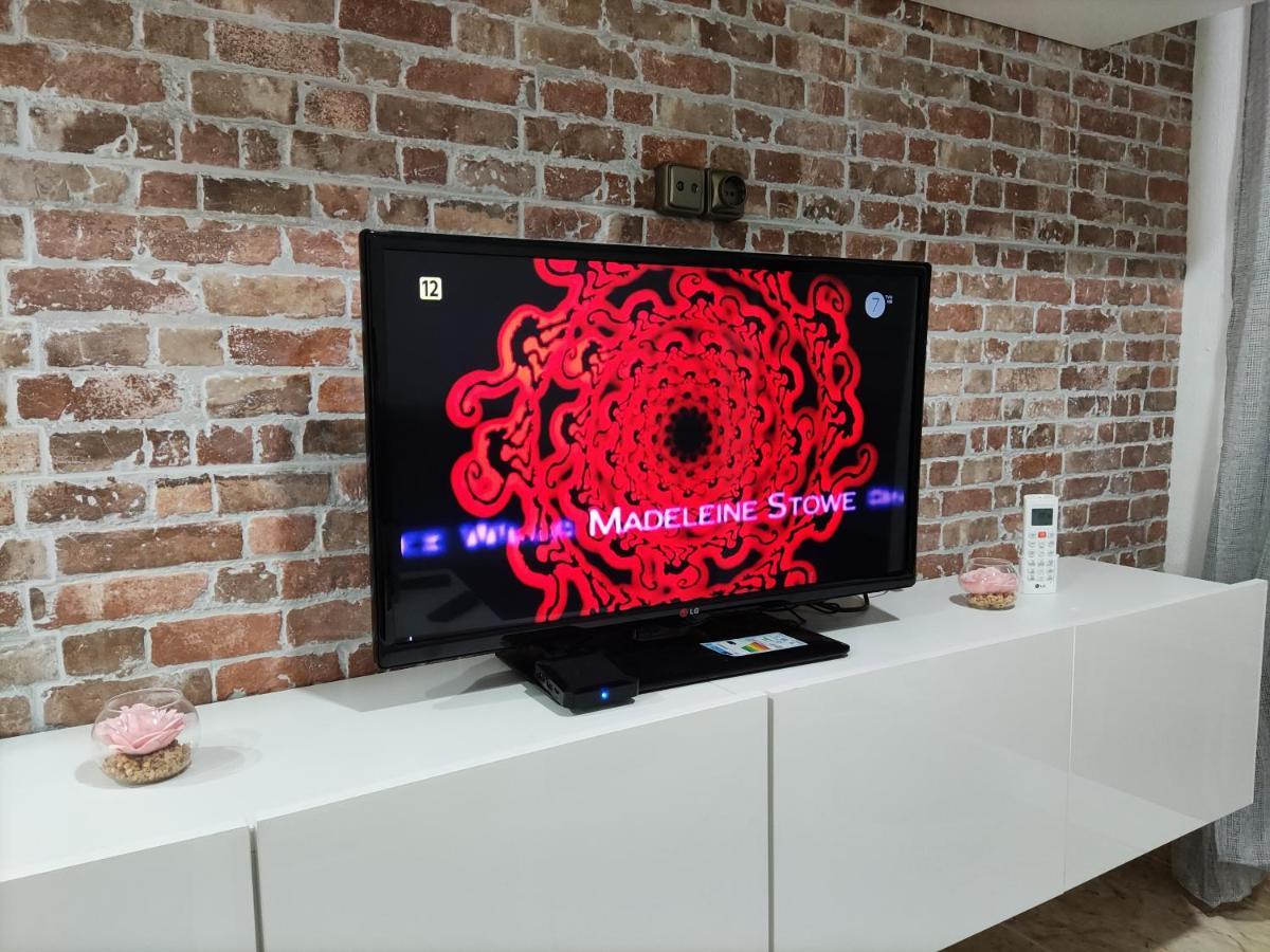 Julia'S Paradise Apartment Торевьиа Экстерьер фото